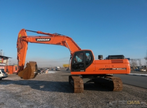 Продам экскаватор DOOSAN 300